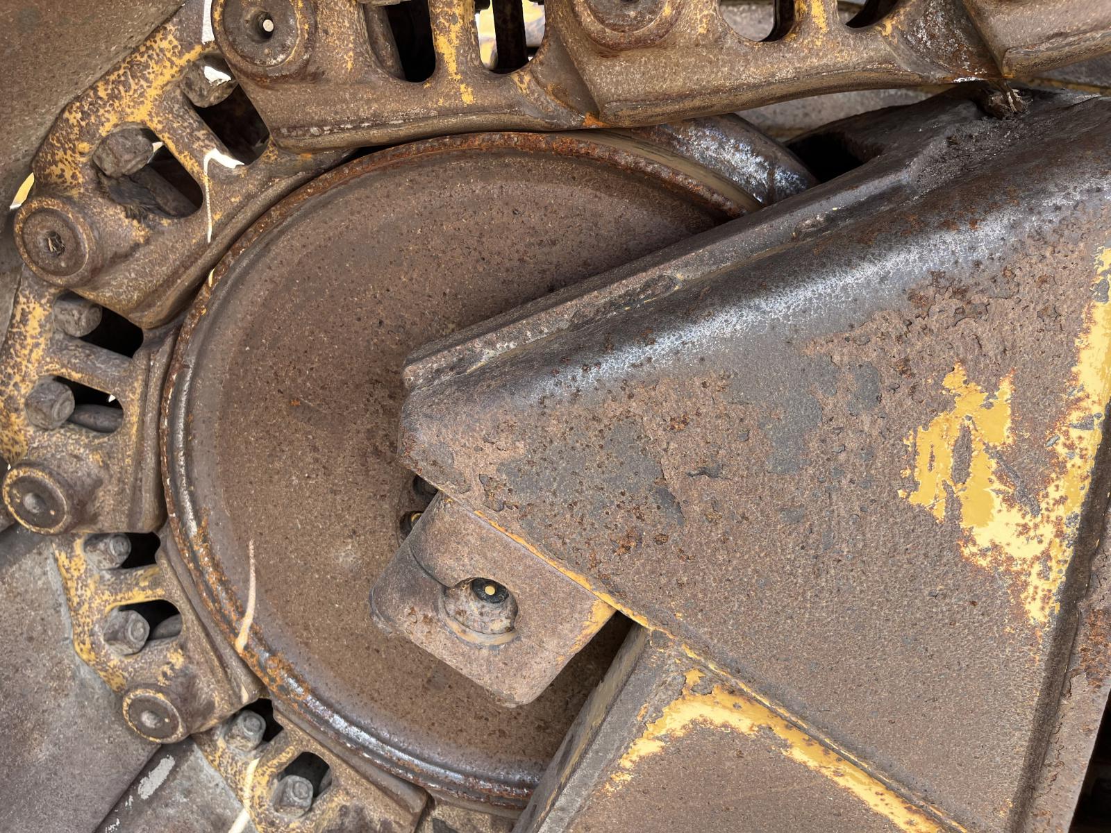 ./imagenes/INVOICE/2019/17765/TOPADOR FRONTAL CATERPILLAR D6T PARA PARTES (7).JPG